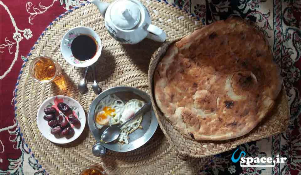 صبحانه محلی اقامتگاه بوم گردی آفتاب ریگان - ریگان-روستای علی آباد پشت ریگ